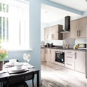 Fully Refurbished North 3 Holiday home