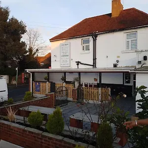 Swan Inn, Heathrow Airport Hotel