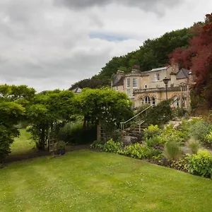 Paradise House Bed & Breakfast