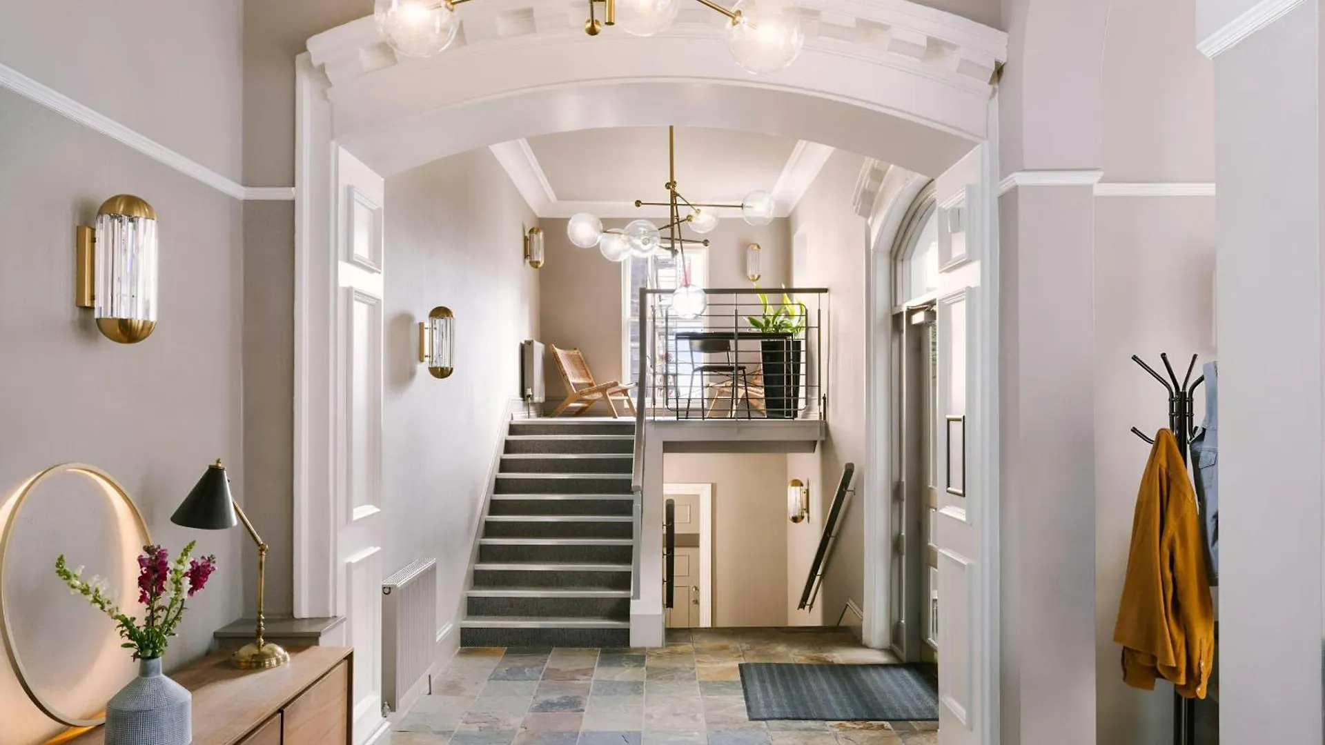 Aparthotel Sonder Royal Garden Apartments Edinburgh