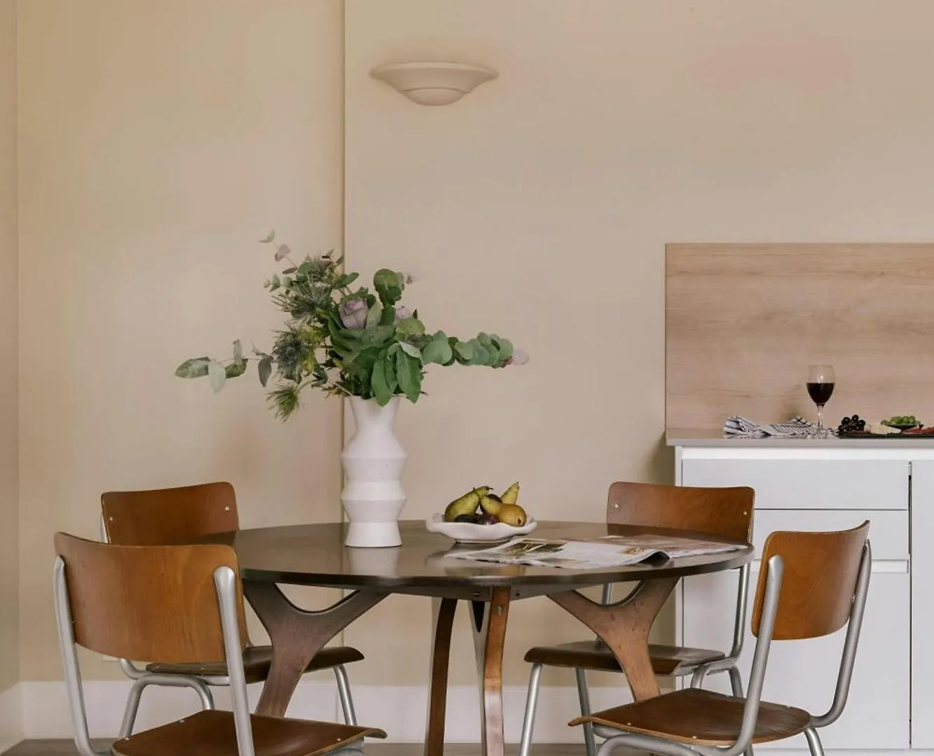 Sonder By Marriott Bonvoy Royal Garden Apartments New Town Edinburgh Apart Otel