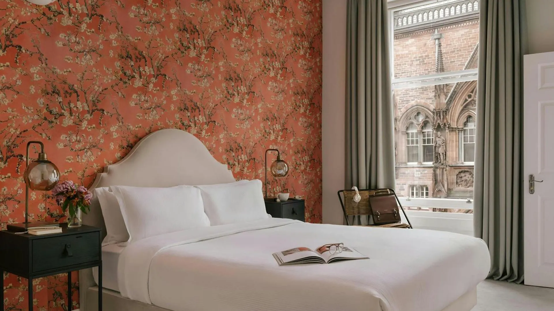 Sonder Royal Garden Apartments Edinburgh Aparthotel