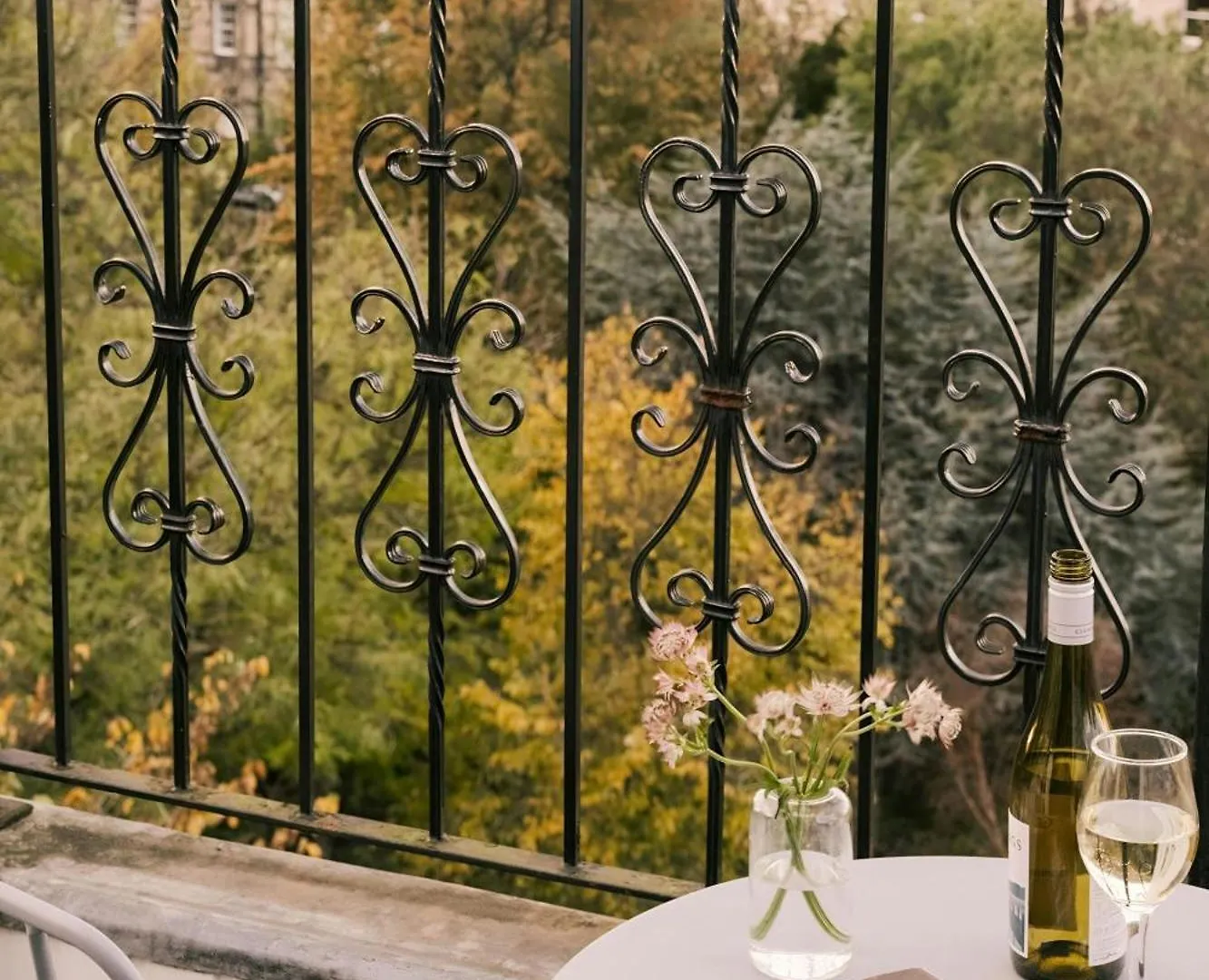 Sonder Royal Garden Apartments Edinburgh