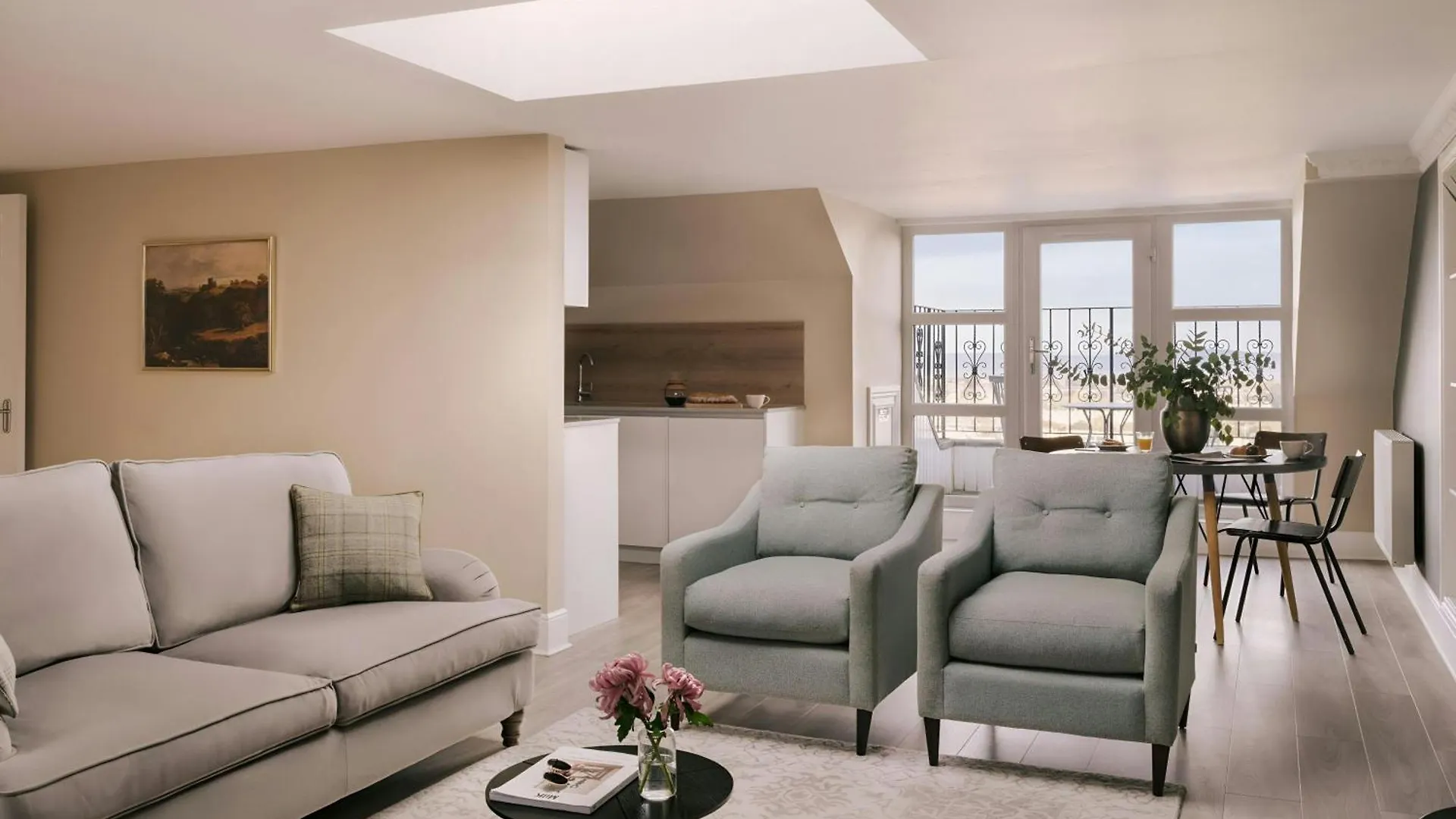 Sonder By Marriott Bonvoy Royal Garden Apartments New Town Edinburgh 4*,