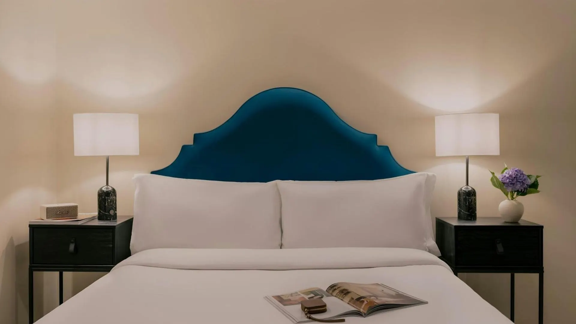 Sonder By Marriott Bonvoy Royal Garden Apartments New Town Edinburgh